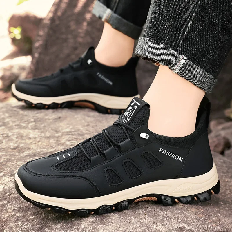 Sepatu mendaki pria, sepatu pr - Outdoor Lighting Black ulasan dan harga