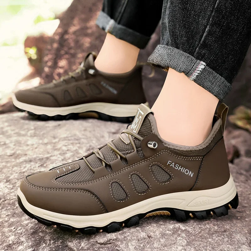 Sepatu mendaki pria, sepatu pr - Outdoor Lighting Black ulasan dan harga
